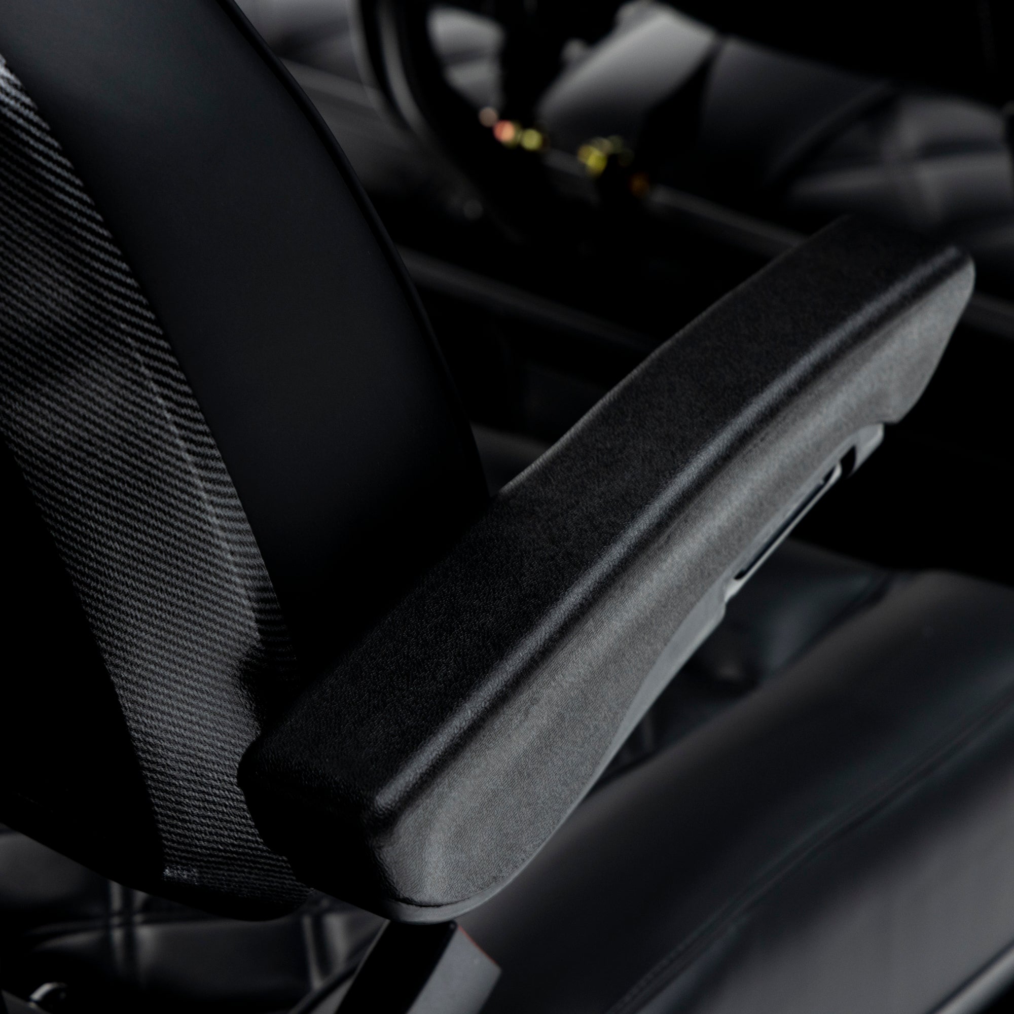 Bolt Series XL - Shadow Black